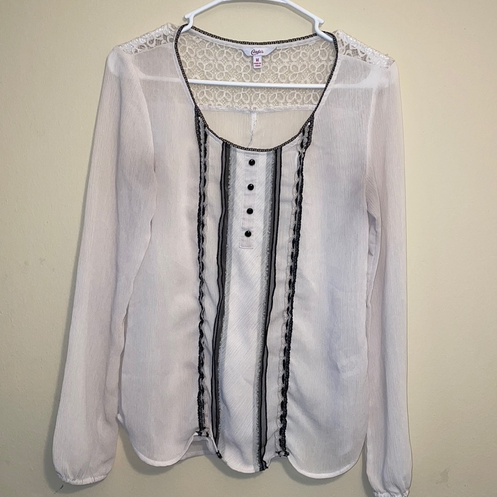 🥳Candie’s Elegant Black and White Blouse - sz M